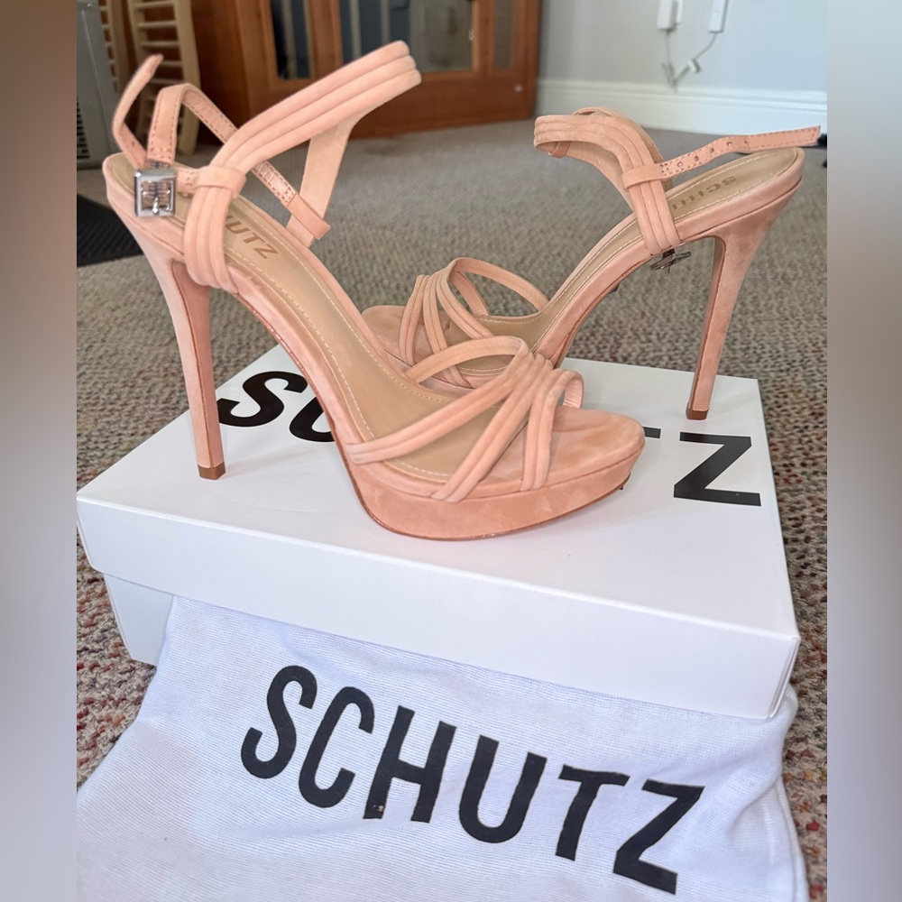 Schutz Bogga Platform Sandal in Honey Beige